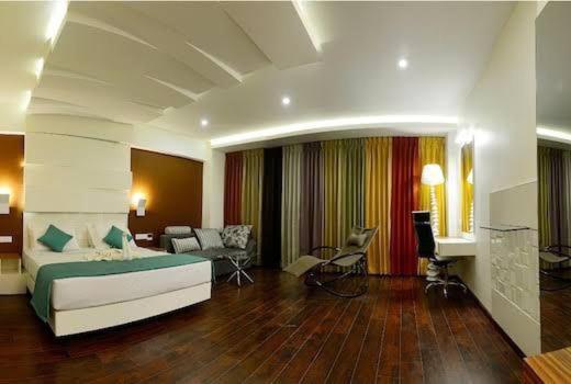 Hotel Vijay Elanza Coimbatore Esterno foto